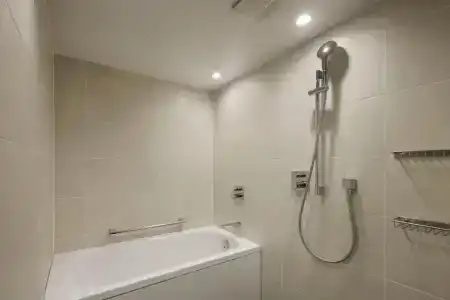 Courtyard by Marriott Tokyo Ginza - 9