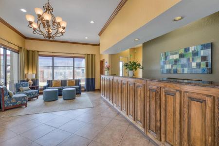 Best Western Winners Circle - 1