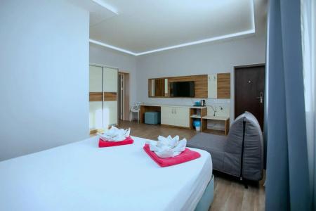 RedHouse - 56