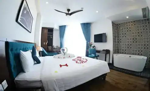Ritzy Boutique Da Nang - 128