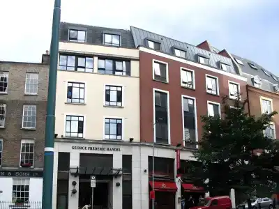 Handel's - 0