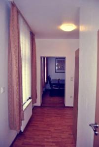 Kölnotel Hostel, Apart & Suite - 5
