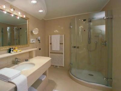 CityGoldener Adler B&B - 36