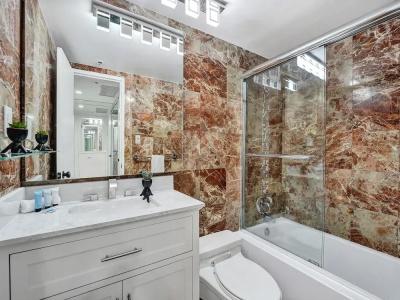The Alexander All Suites - 114