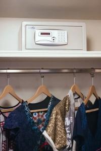 Alexandros Boutique - 248