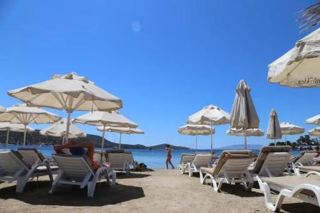 Uzhan Beach - 12