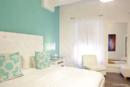 Ithaca of South Beach - 2