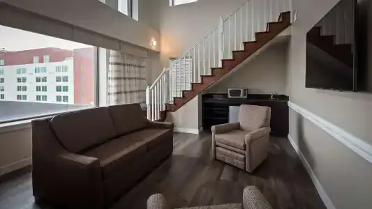 Best Western Plus Coastline Inn - 11