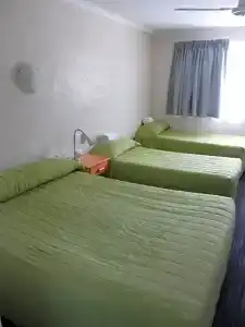 Urangan Motor Inn - 87