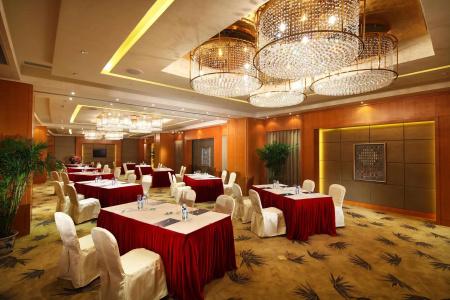 Hilton Nanjing Riverside - 18