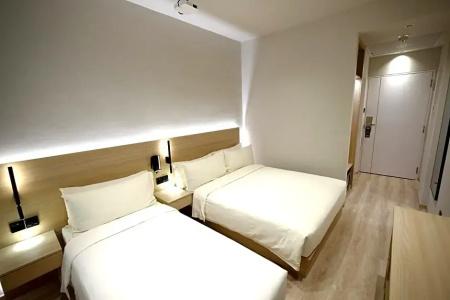 Rest Bugis (Sg Clean, Staycation Approved) - 190