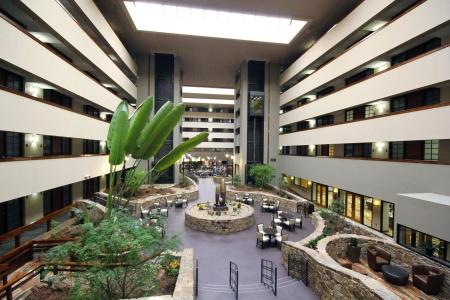 Embassy Suites by Hilton Will Rogers Airport - 28