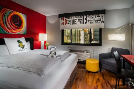 Staypineapple, Five, Downtown Seattle - 30