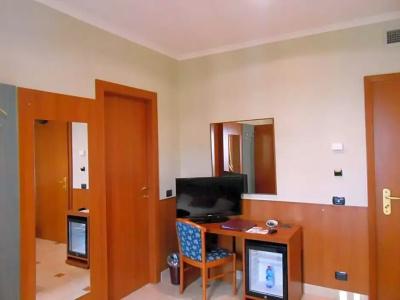 Riviera Airport, Sure Hotel Collection by Best Western - 49