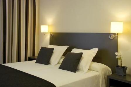 Los Robles - 30