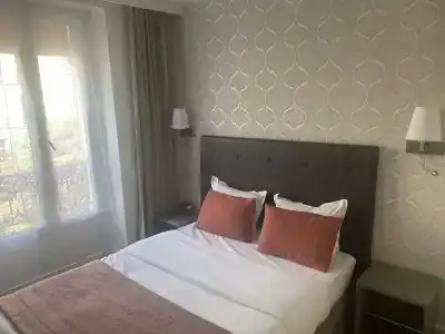 Hôtel De Venise - 34