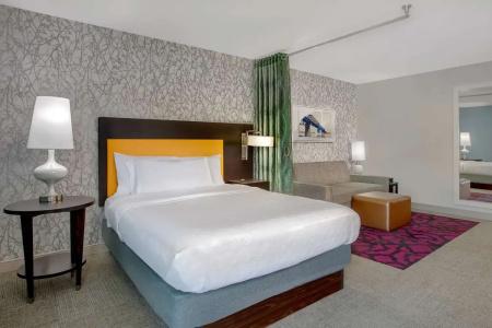 Home2 Suites By Hilton West - 39