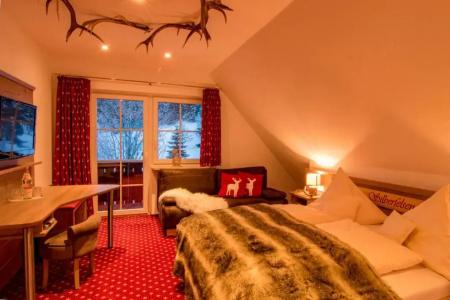 & Restaurant Grüner Baum - Die Grüne Oase Am Feldberg - 52
