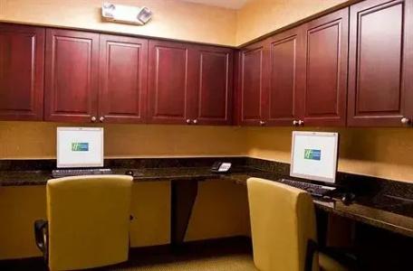 Holiday Inn Express East, An Ihg - 20