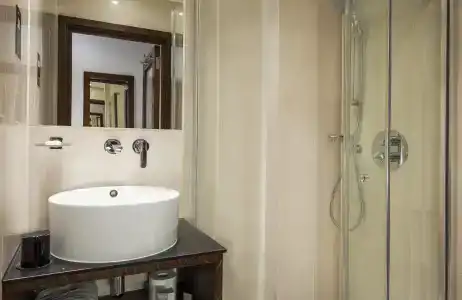 Park Grand Paddington Court - 10