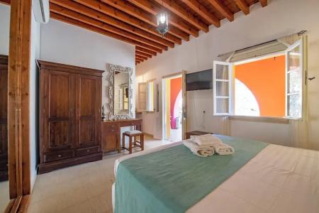 Saint Artemios and Oriental Suites - 38