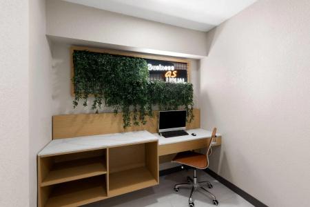 Microtel Inn & Suites by Wyndham College Station - 25