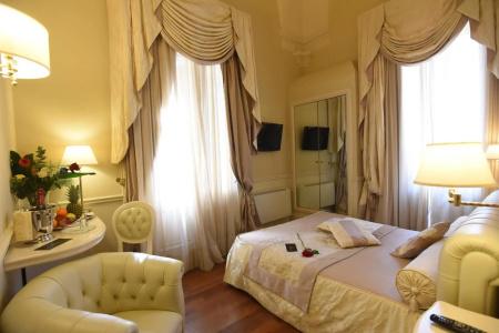 Suite Santa Chiara - 16