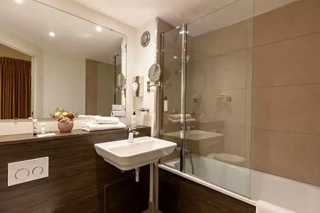 Best Western Royal Caen - 45