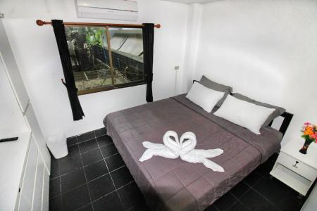 Phratamnak Inn - 100 meter from Beach - 2