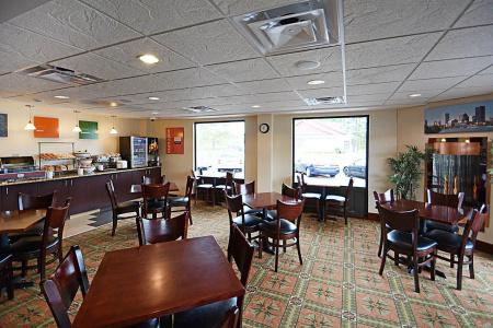 Comfort Inn Monroe Avenue - 23