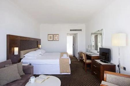 Grecian Sands - 52