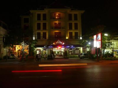 Han Kong and Restaurant - 10