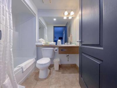 Quality Inn - 7