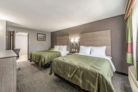 Quality Inn i-10 East Near At&t Center - 2