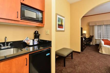 Holiday Inn Express Vancouver North - 72