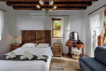 Oinoessa Traditional Boutique Guest Houses - 92