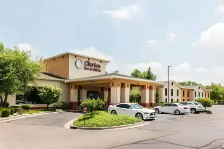 Clarion Inn & Suites Northwest - 31