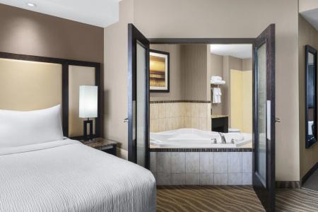 Best Western Premier Freeport Inn Airport - 155