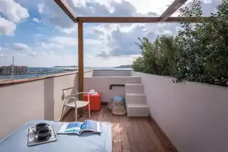 Shapes Luxury Suites - 53