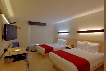City Express Cancun - 43