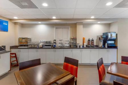 Comfort Suites Walnut Creek - 26