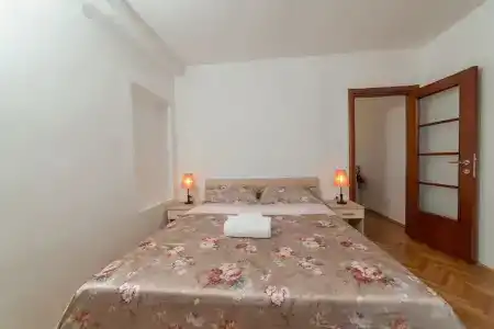 Elena - 155