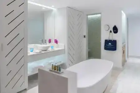 Mykonos Grand & Resort - 12
