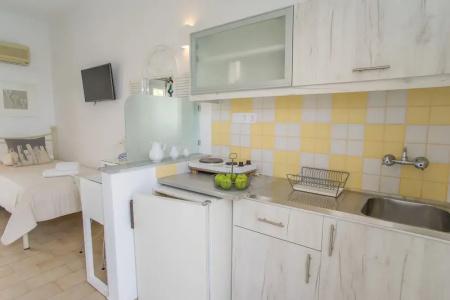 Cyclades Studios - 206