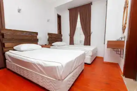 Pera Boutique - 25