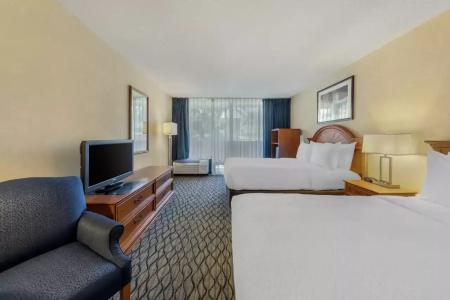 Clarion Anaheim Resort - 38