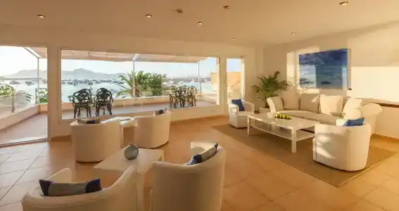 Capri - 18