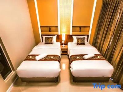 The Aim Sathorn - 70