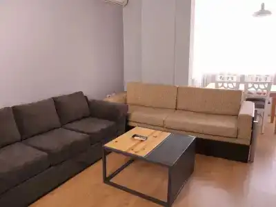 Oda Tirana - 121