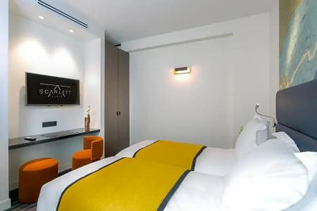 Scarlett - 63